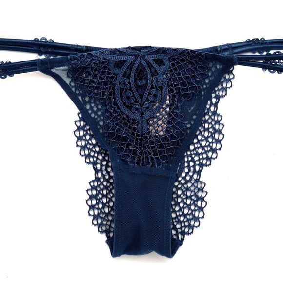 VICTORIA'S SECRET BLUE CROCHET ITSY PANTY - Picture 1 of 1